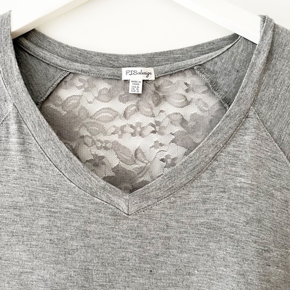 PJ Salvage Grey Top with Lace - Picture 3 of 10